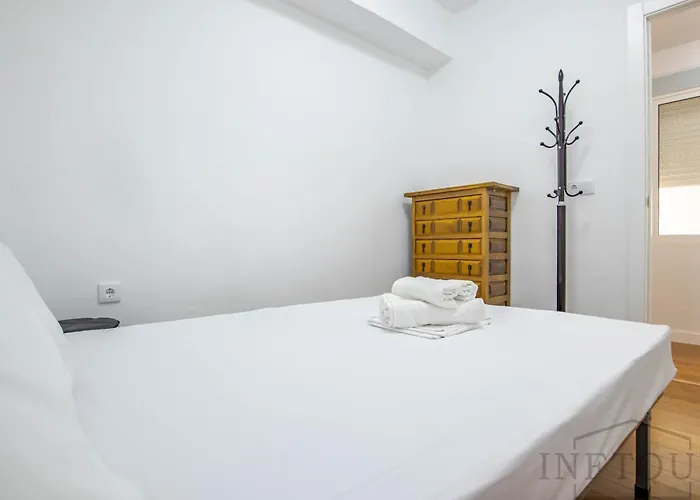 Marysol Inftour 아파트
